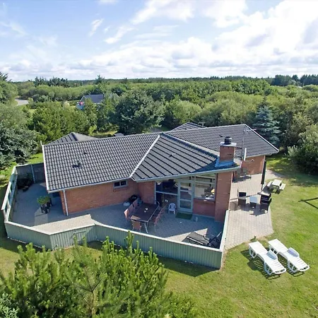 Ve407-vejers-strand-peders-vej-2 Holiday home *